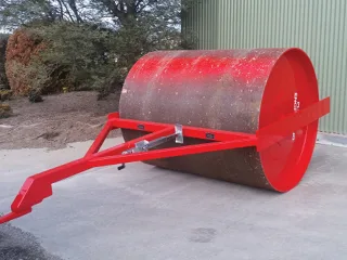 Plucks Land Rollers - Landing Page 1 Vineyard Roller 320x240