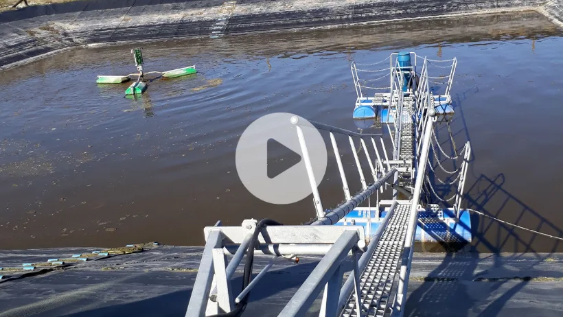 effluent-walkway-raft-assembly